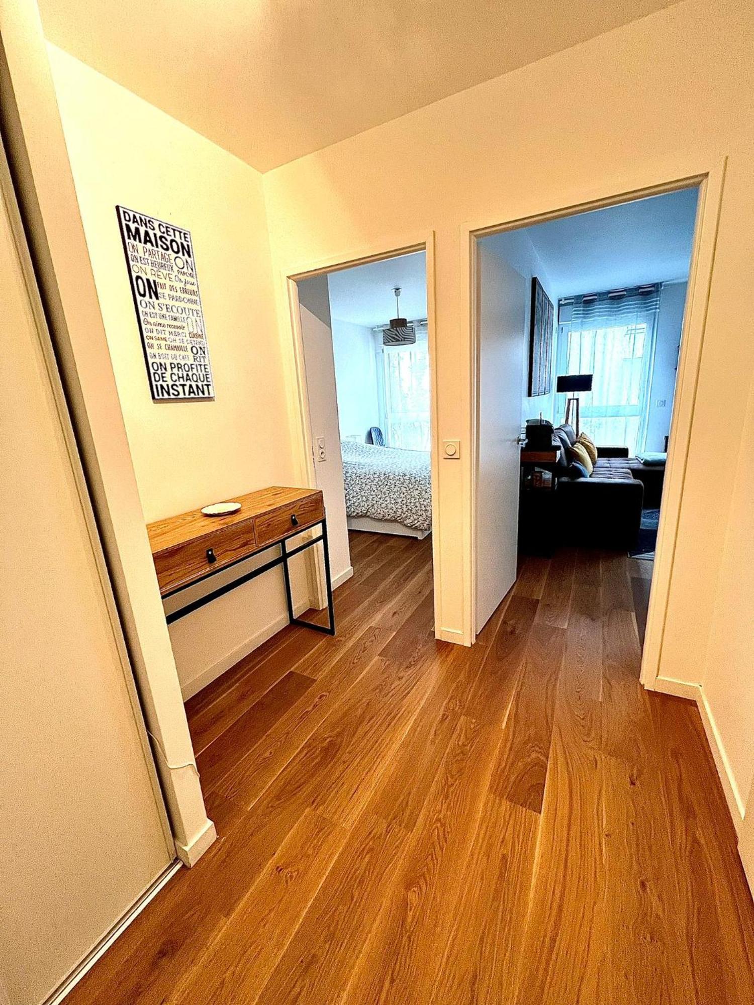 New & Serene 1-Bedroom Apart Near #Ladefenseparis #Parking&Fibre Suresnes Exterior photo